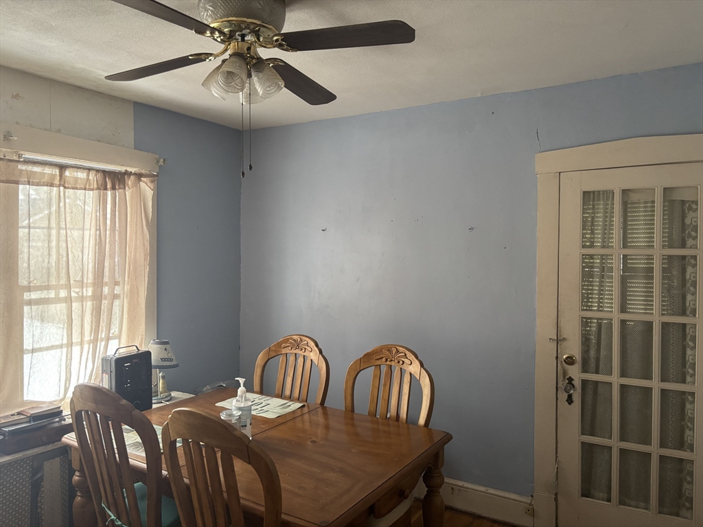 47 Hartford Terrace Springfield, MA 01118 - Photo 9 of 18