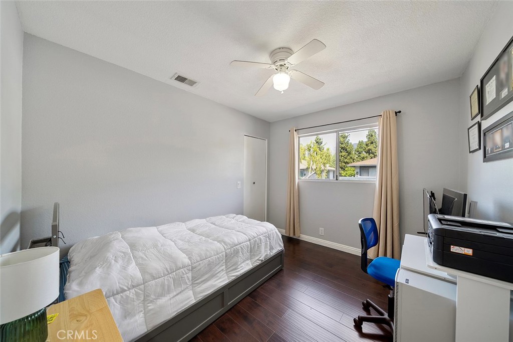 871 West 13th Street, Unit 4 Azusa, CA 91702 - Photo 12 of 22