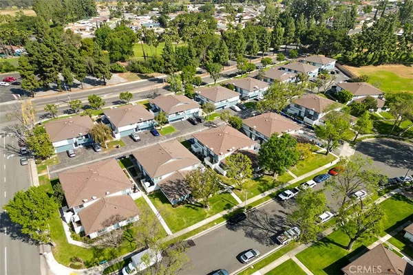 $450,000 | 871 West 13th Street, Unit 4, Azusa, CA 91702