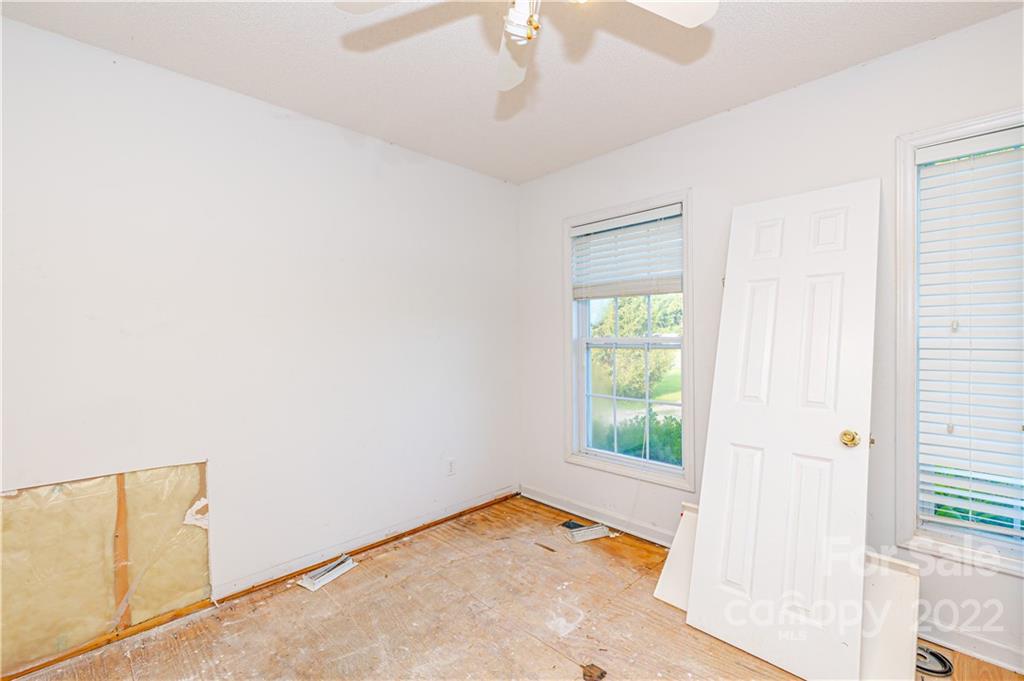 350 Lowrys Road McConnells, SC 29726 - Photo 35 of 38 Gallery Image 35