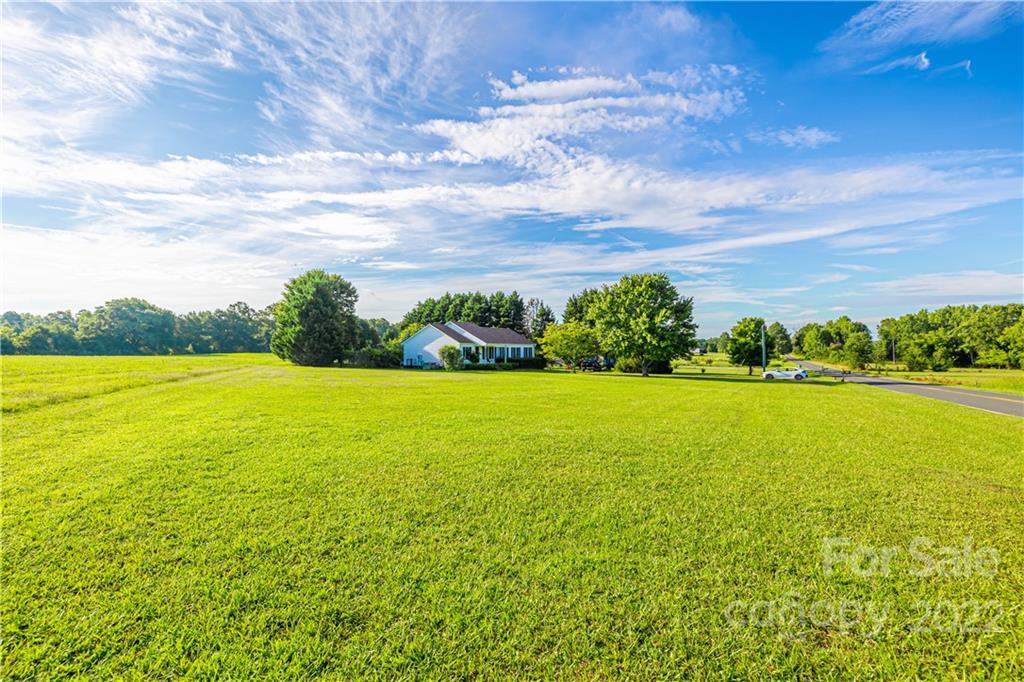 350 Lowrys Road McConnells, SC 29726 - Photo 7 of 38 Gallery Image 7