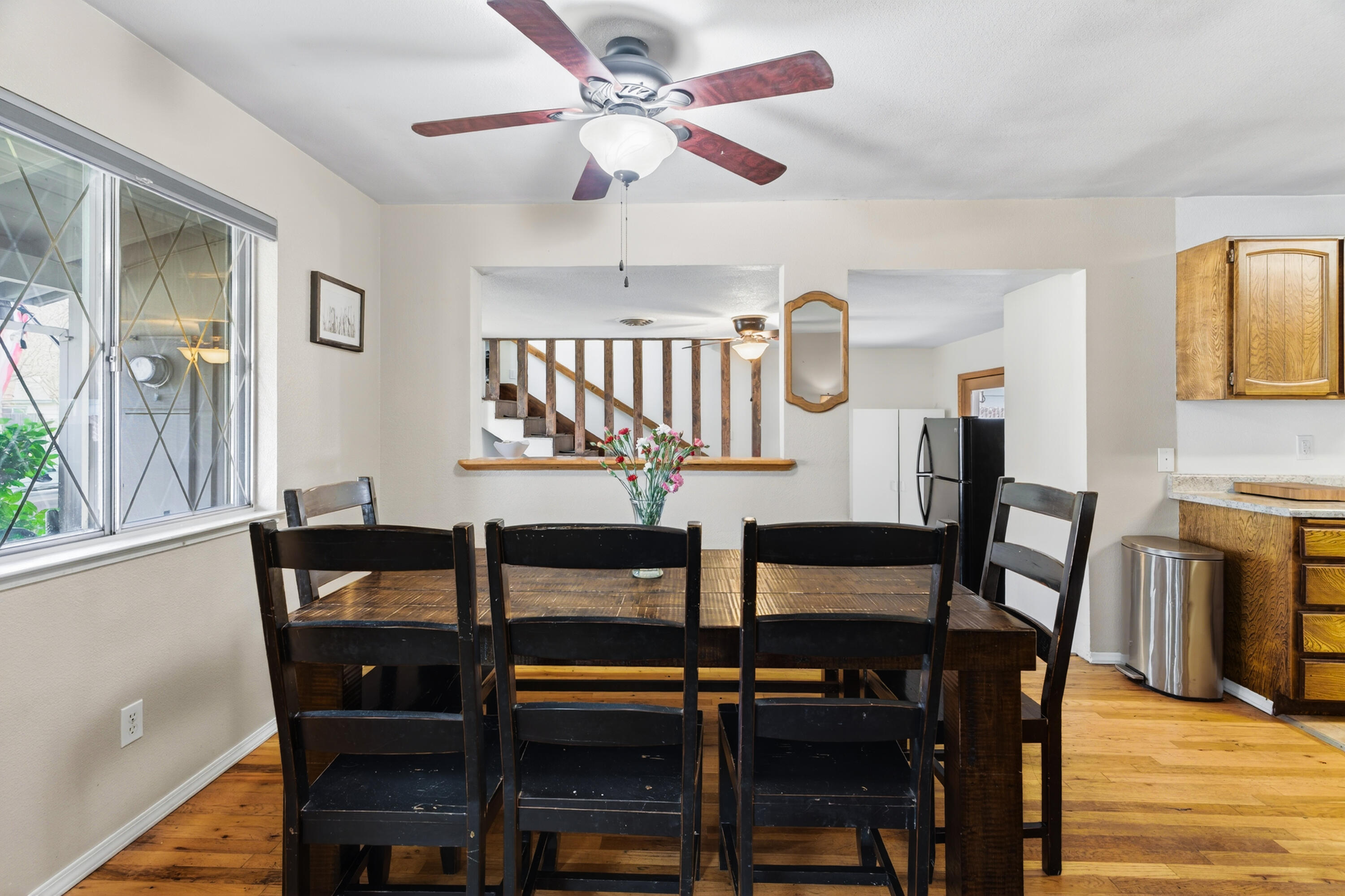 1877 Wheeler Street Redding, CA 96002 - Photo 14 of 38 Dining Area