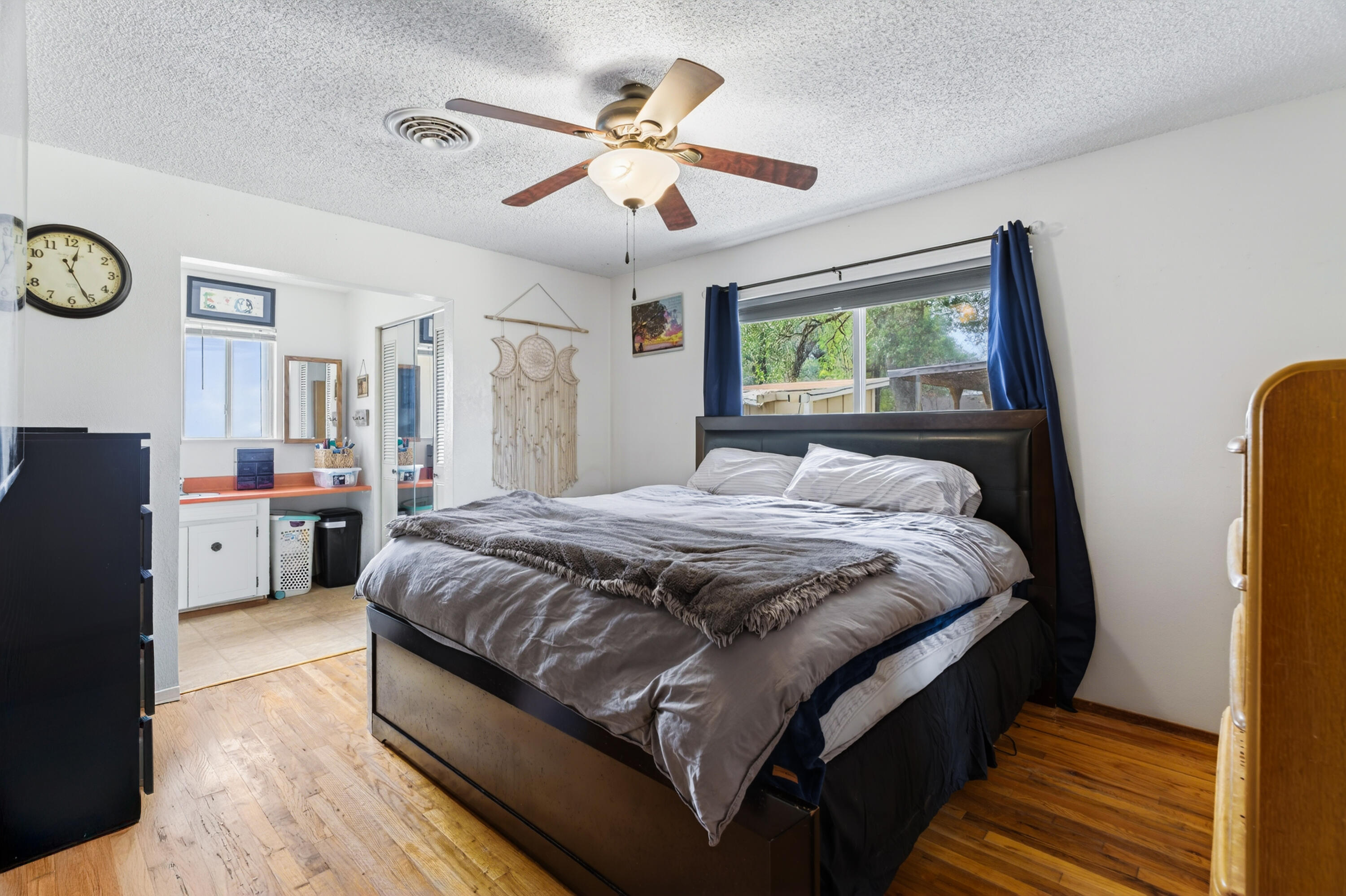 1877 Wheeler Street Redding, CA 96002 - Photo 16 of 38 Primary Bedroom