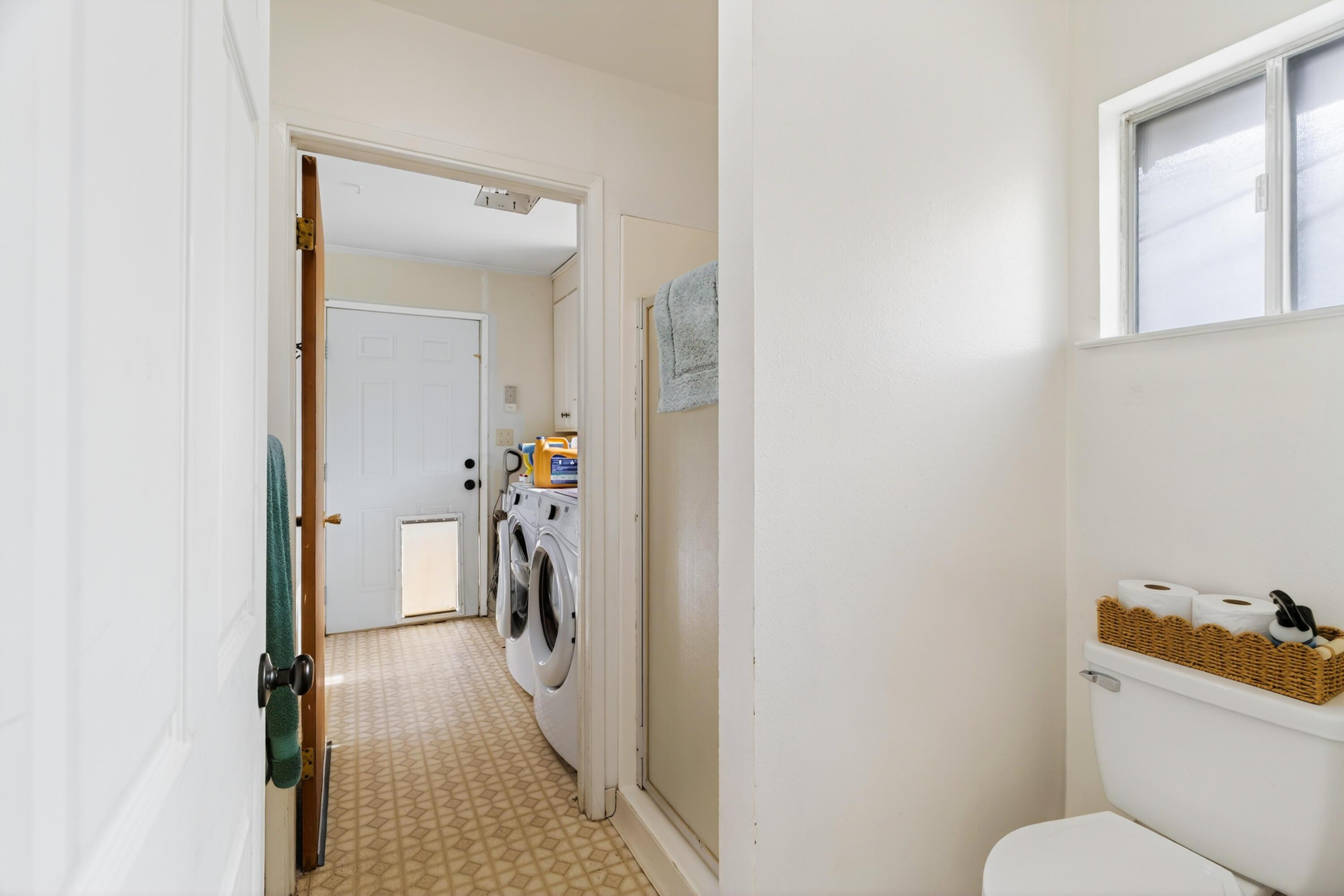 1877 Wheeler Street Redding, CA 96002 - Photo 20 of 38 Primary Bathroom