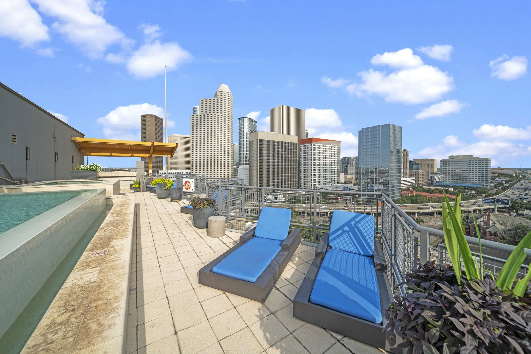 2000 Bagby Street, Unit 5417 Houston, TX 77002 - Photo 30 of 30 a view of a city with tall buildings