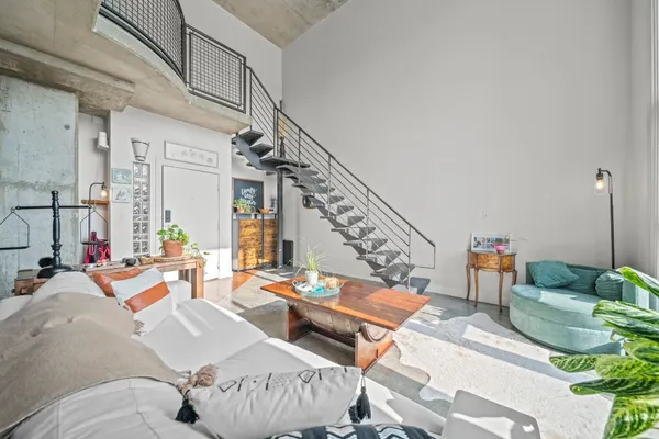 $2,900 | 2000 Bagby Street, Unit 5417, Houston, TX 77002