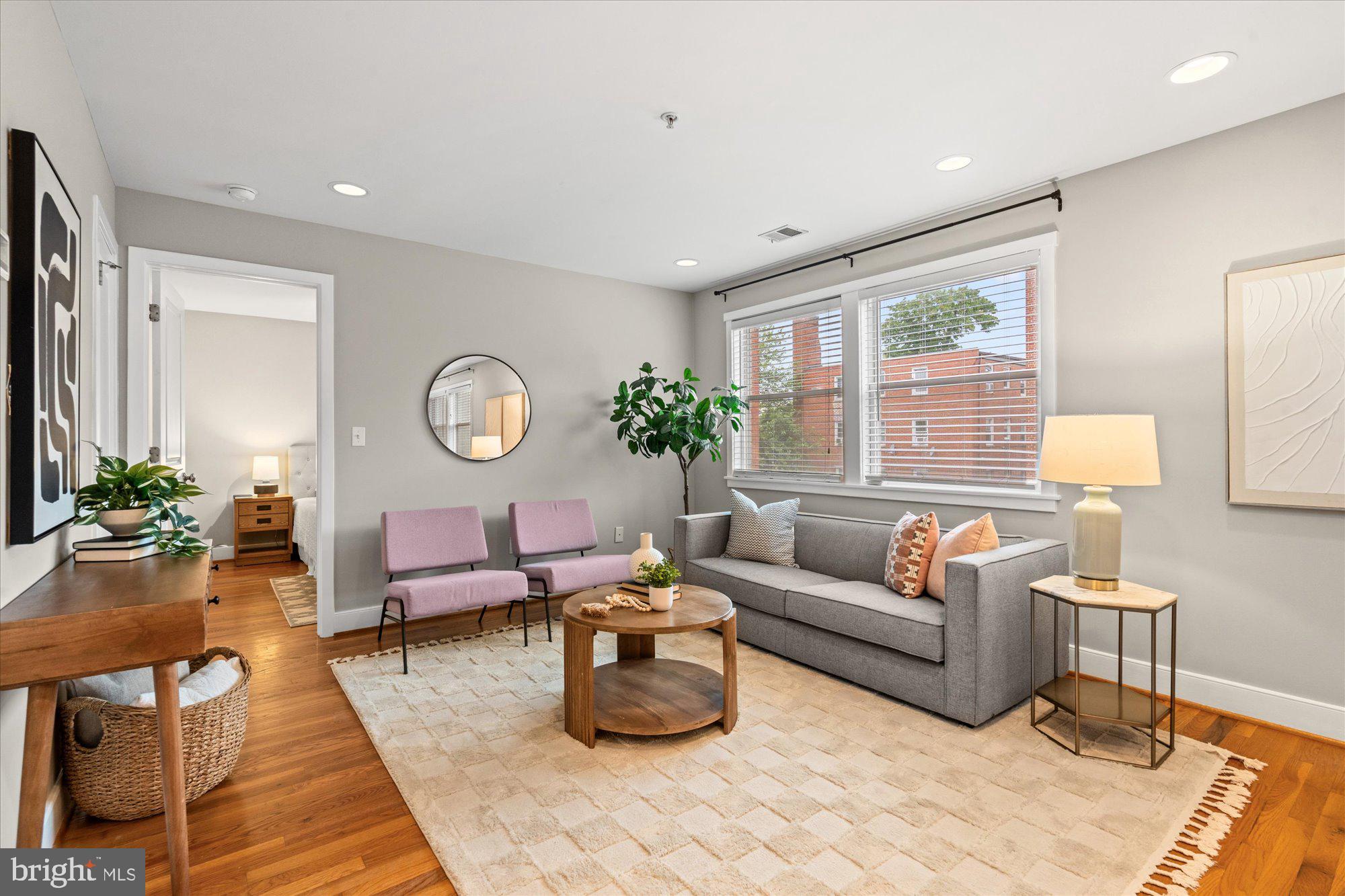 1628 C Street Southeast, Unit 202 Washington, DC 20003 - Photo 4 of 21 Gallery Image 4