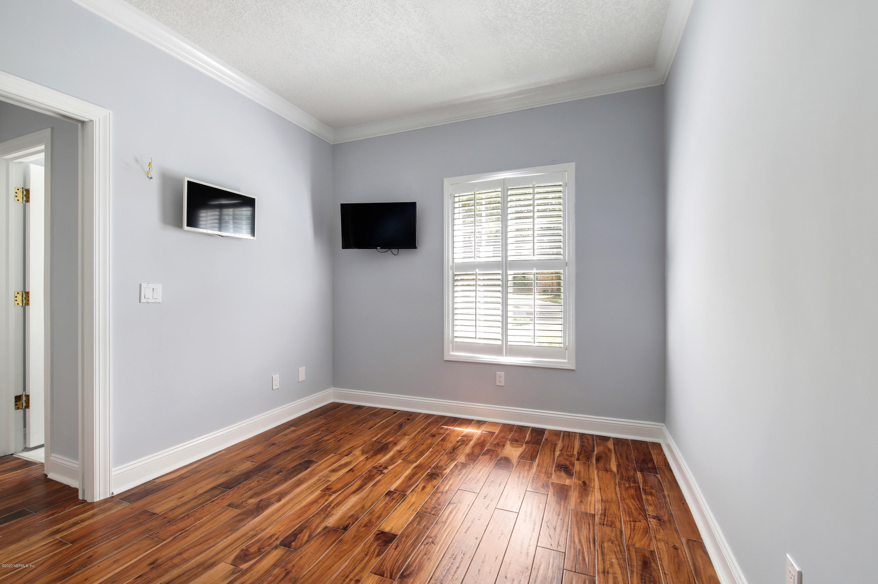 6526 Christopher Point Road West Jacksonville, FL 32217 - Photo 8 of 42 Guest Downstairs Bedroom