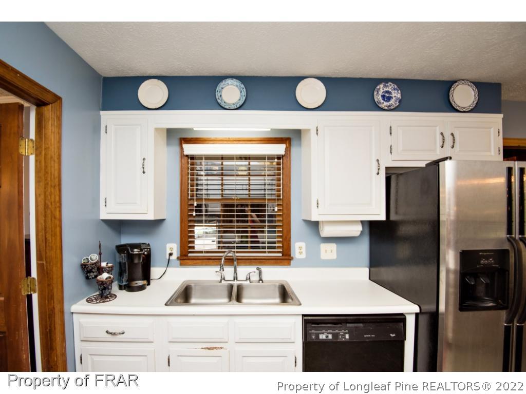 3243 South River School Road Wade, NC 28395 - Photo 6 of 36 Gallery Image 6