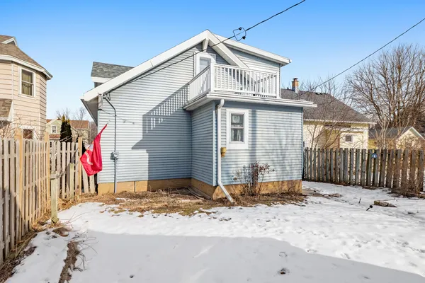 $355,900 | 115 Lincoln Avenue, Sheboygan, WI 53081