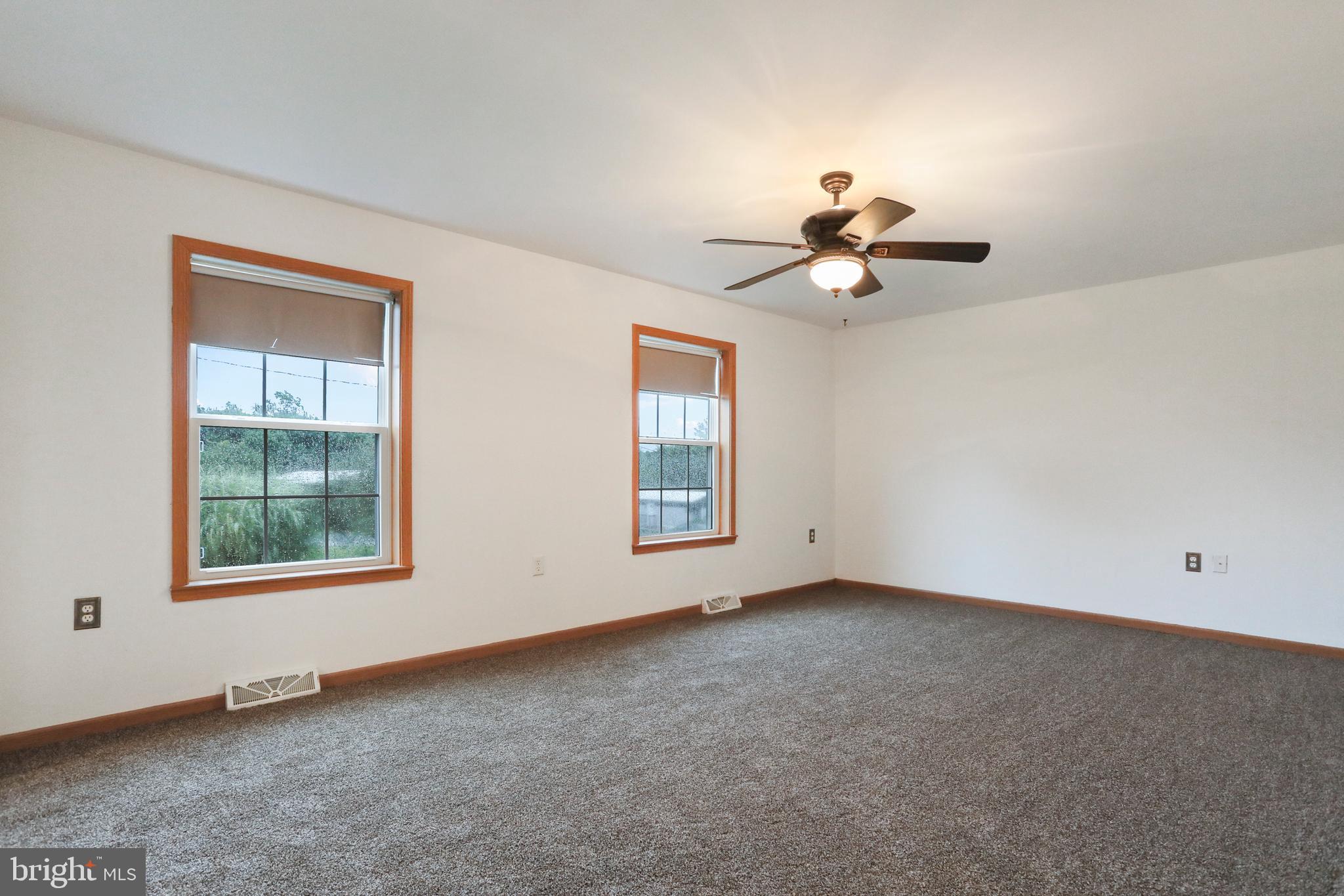 84 Turtle Lane Ranson, WV 25438 - Photo 12 of 46 Living Room