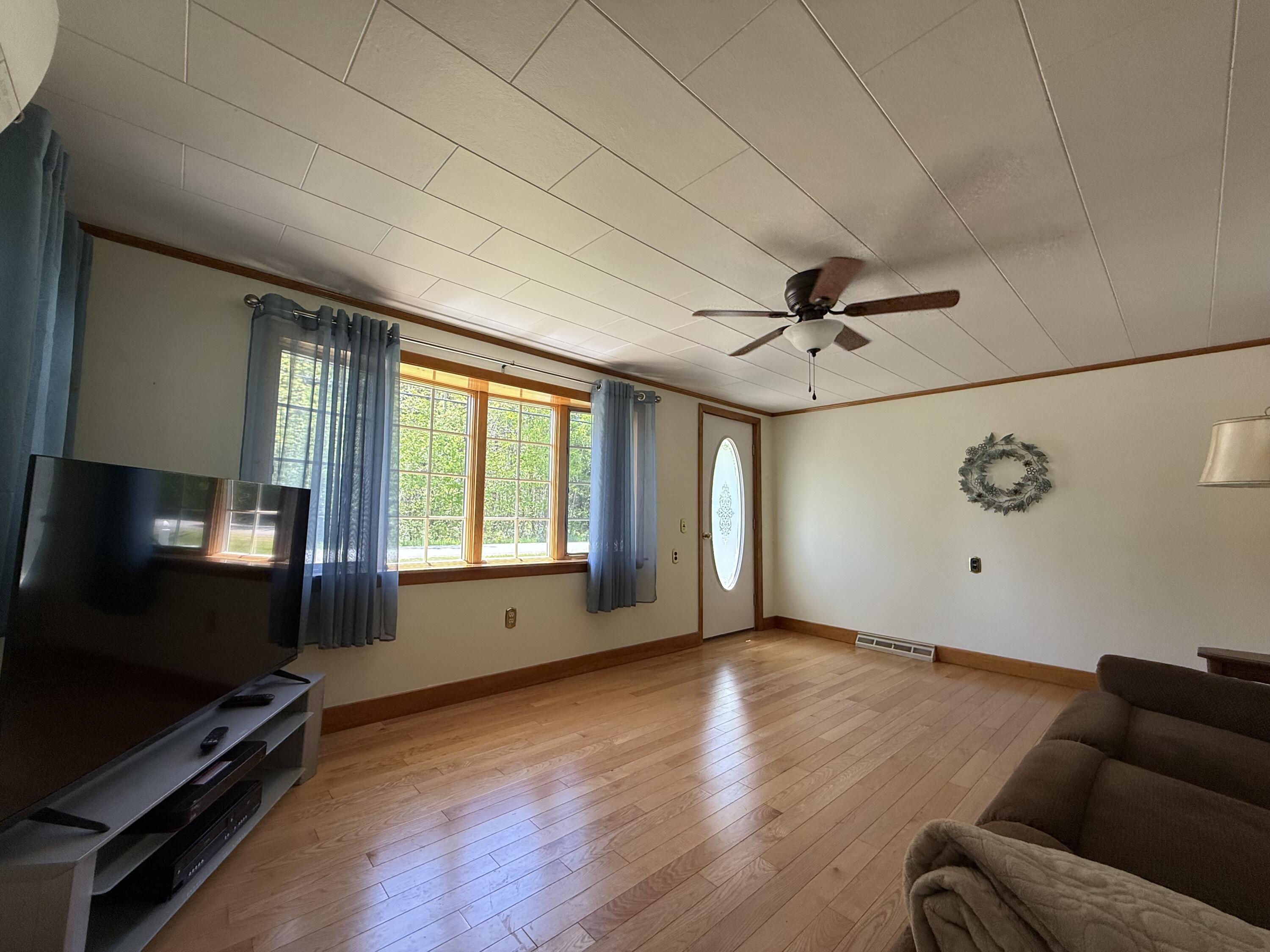 215 South Oakfield Road Linneus, ME 04730 - Photo 11 of 46 IMG_2311