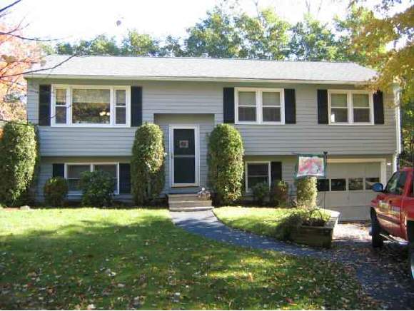 90 Conant Road Nashua, NH 03062 - Photo 1 of 4