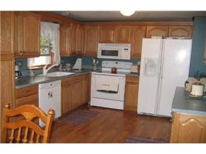 90 Conant Road Nashua, NH 03062 - Photo 3 of 4