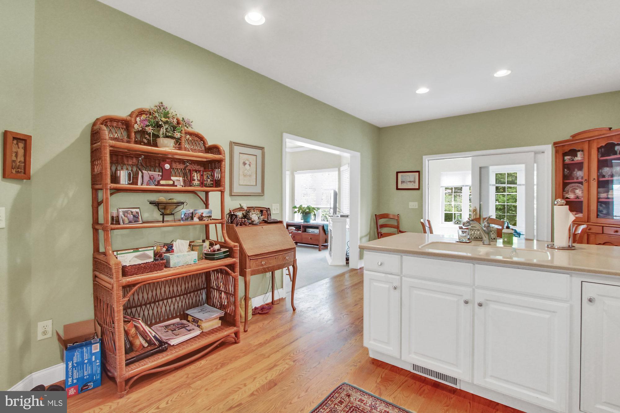 1095 Stillwood Circle Lititz, PA 17543 - Photo 13 of 40 Gallery Image 13