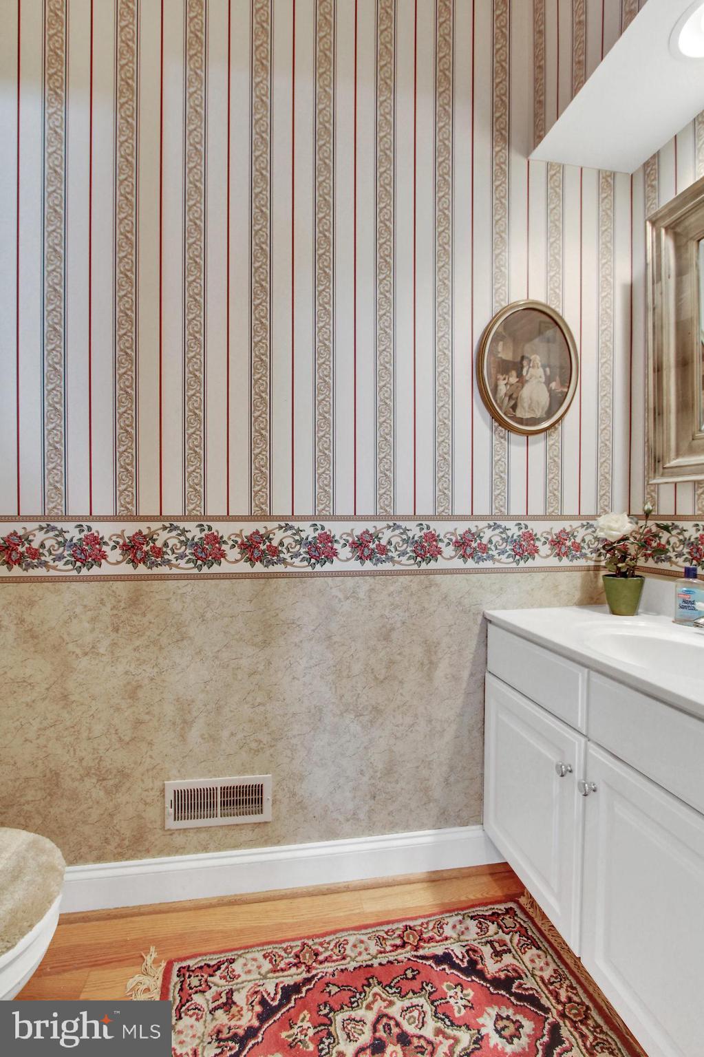 1095 Stillwood Circle Lititz, PA 17543 - Photo 16 of 40 Gallery Image 16