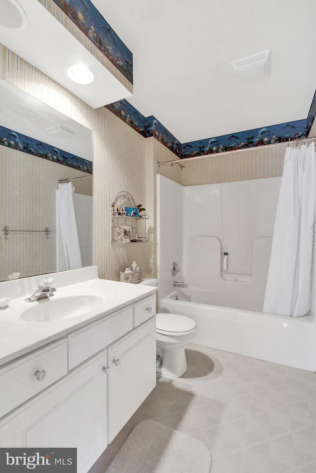 1095 Stillwood Circle Lititz, PA 17543 - Photo 22 of 40 Gallery Image 22