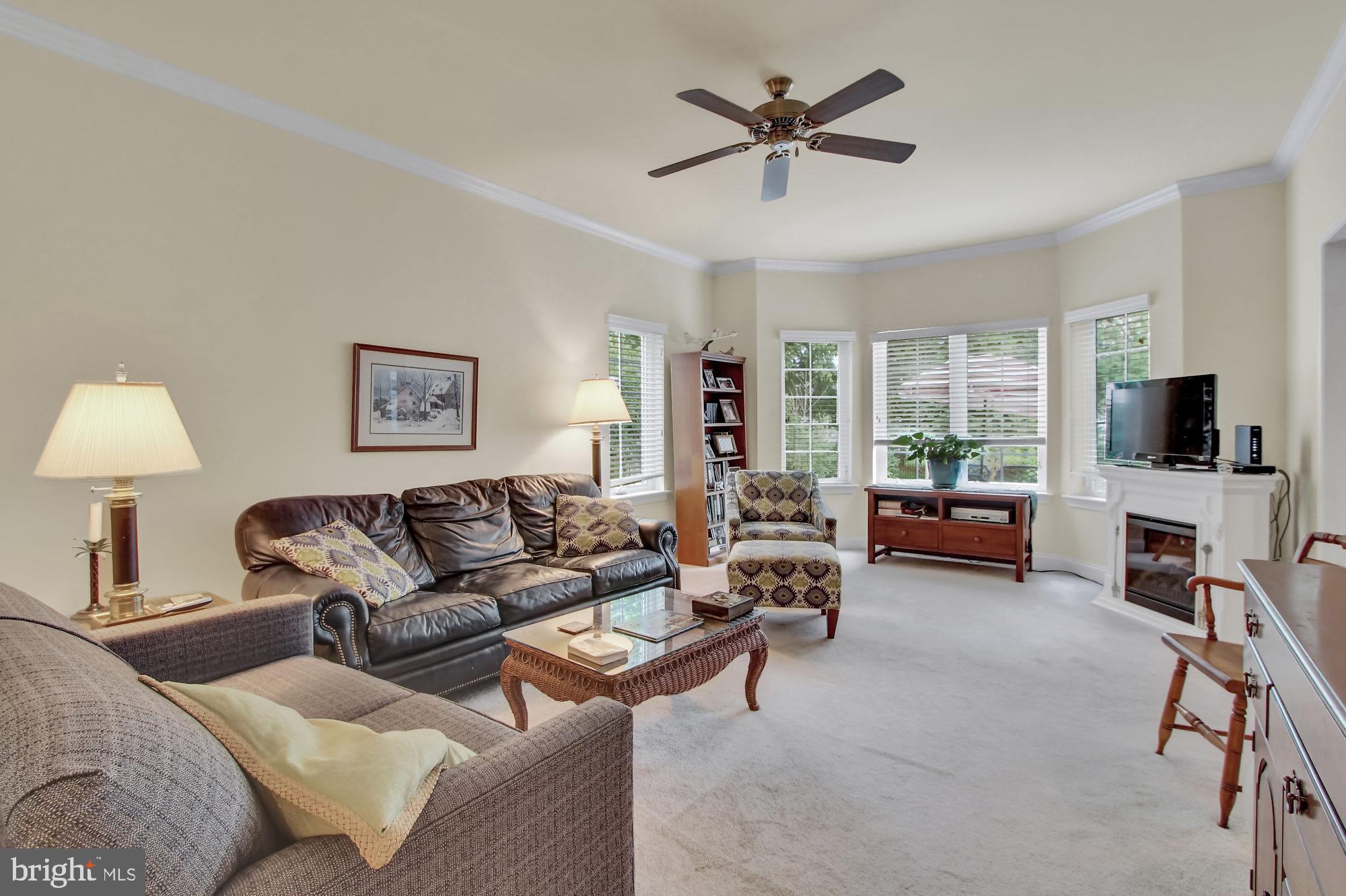 1095 Stillwood Circle Lititz, PA 17543 - Photo 8 of 40 Gallery Image 8