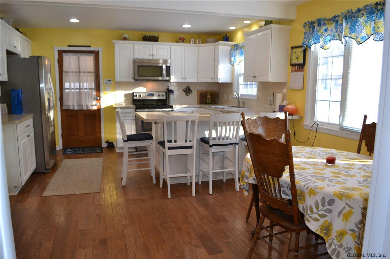 28 Terrace Road Queensbury, NY 12804 - Photo 21 of 45 Photo 21