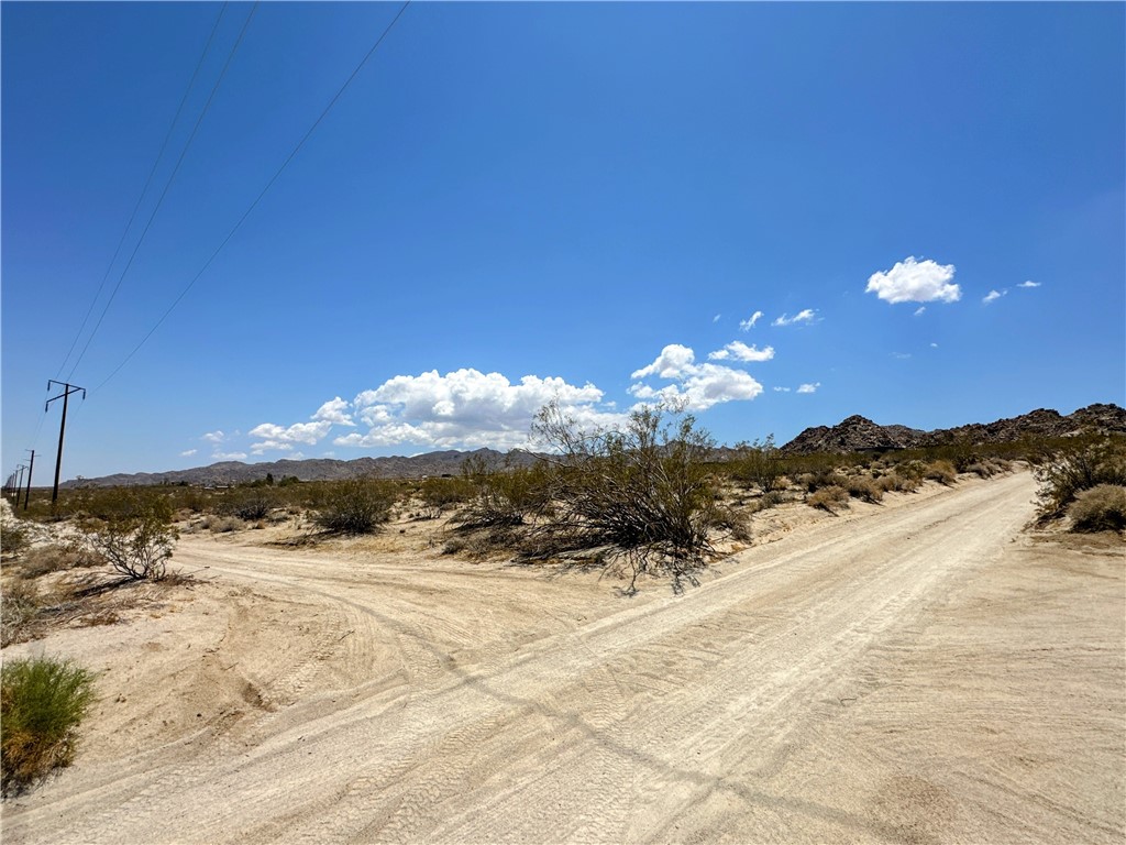 64100 Sullivan Road Joshua Tree, CA 92252 - Photo 10 of 10