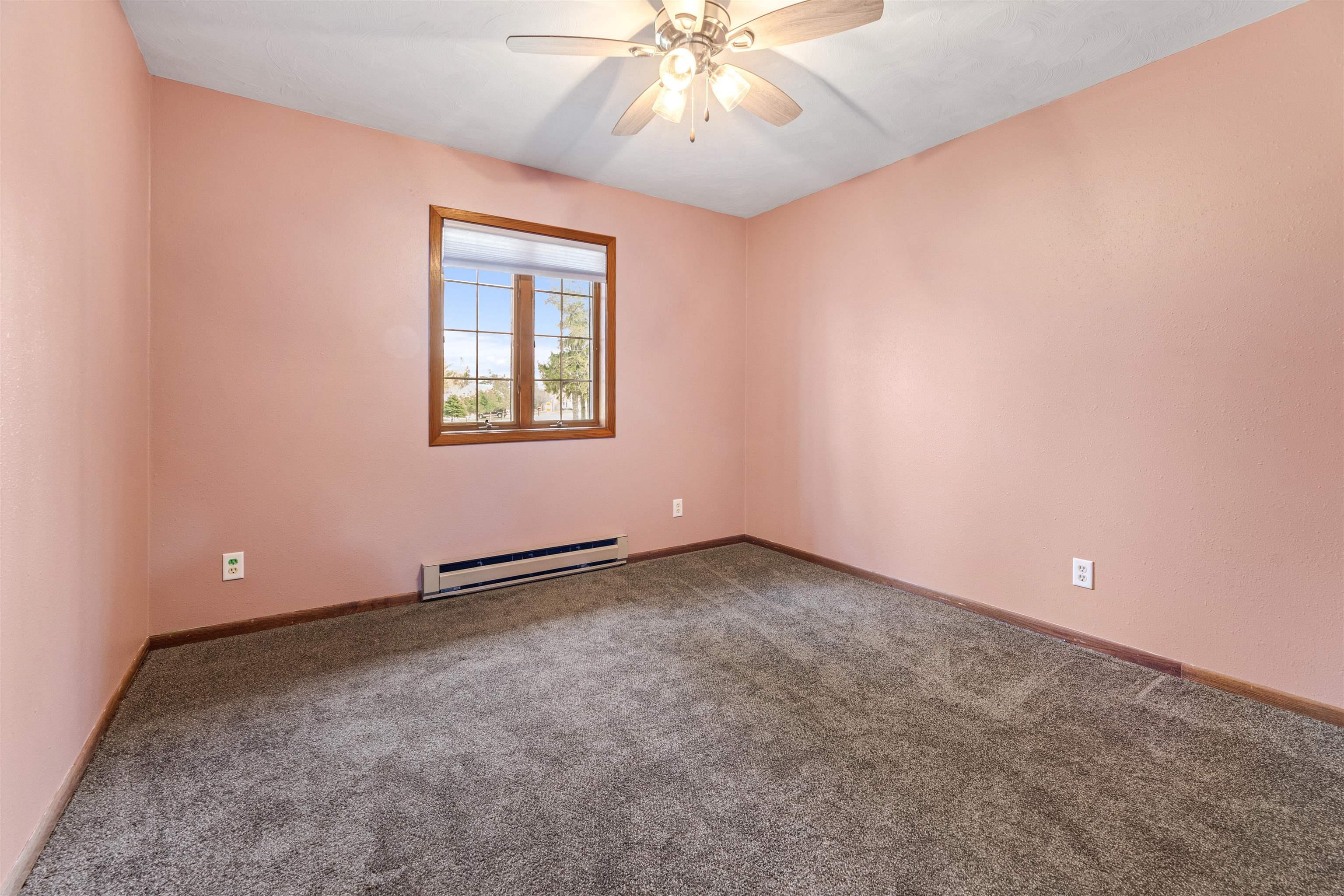 1150 175th Street Postville, IA 52162 - Photo 11 of 28 Gallery Image 11