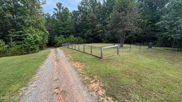 $869,000 | 2489 Boxankle Road, Forsyth, GA 31029