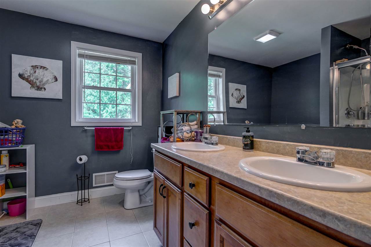 187 East Dunstable Road Nashua, NH 03062 - Photo 20 of 39 Gallery Image 20