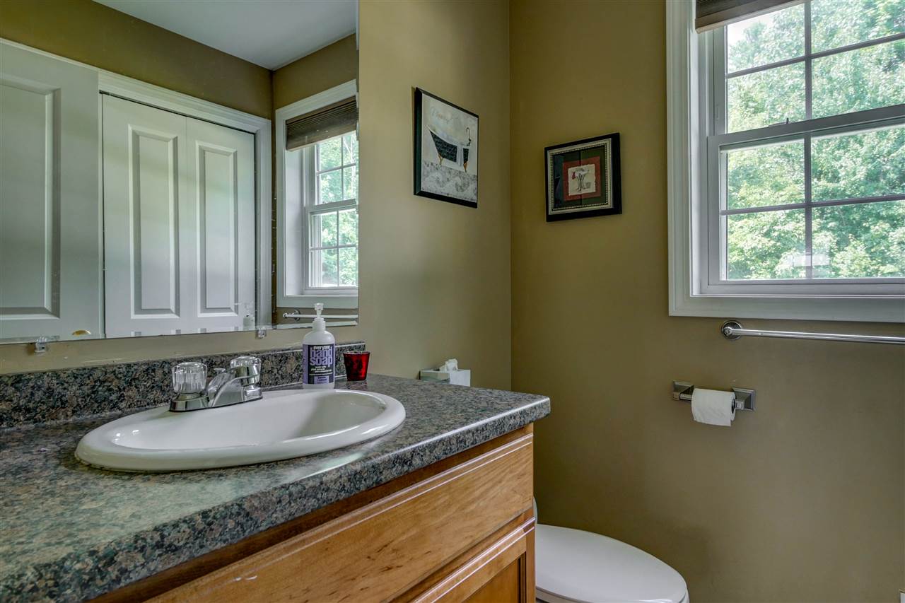 187 East Dunstable Road Nashua, NH 03062 - Photo 30 of 39 Gallery Image 30
