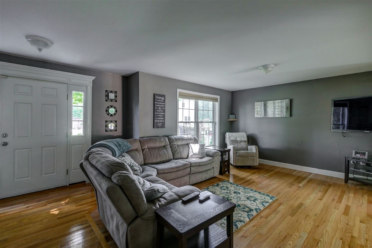 187 East Dunstable Road Nashua, NH 03062 - Photo 8 of 39 Gallery Image 8
