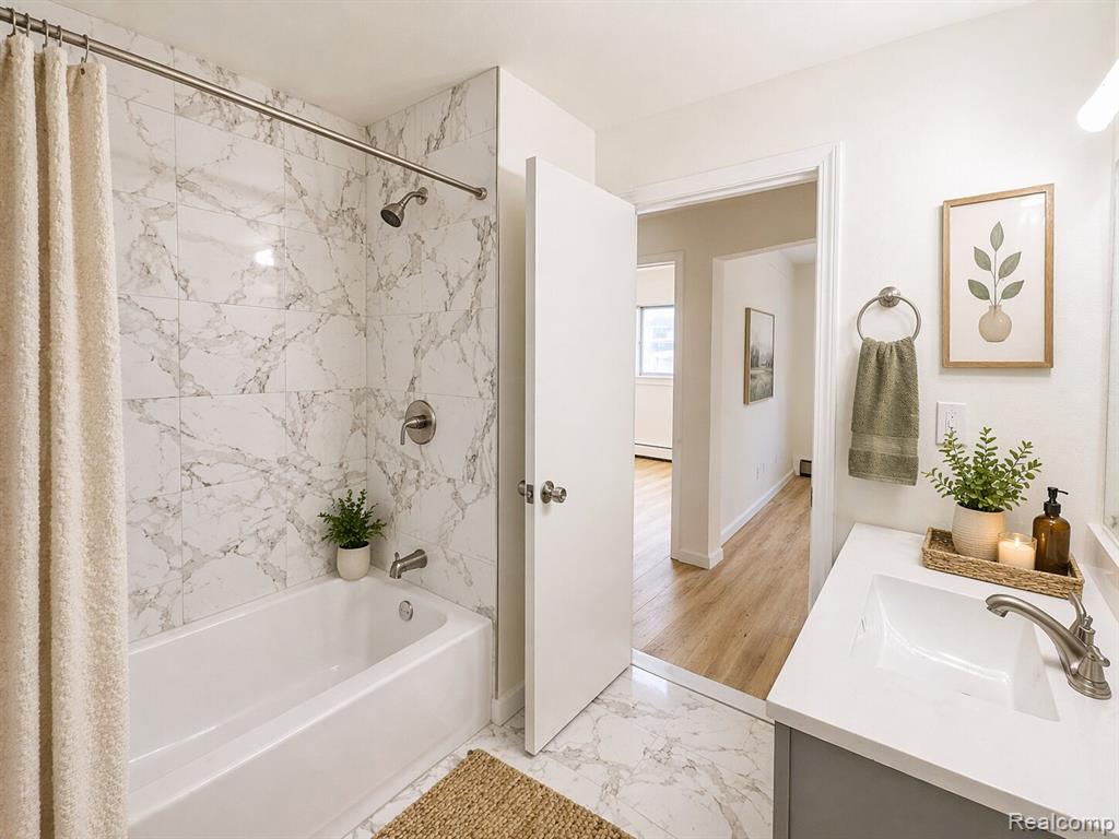 629 West Maple Road, Unit 6 Clawson, MI 48017 - Photo 8 of 13