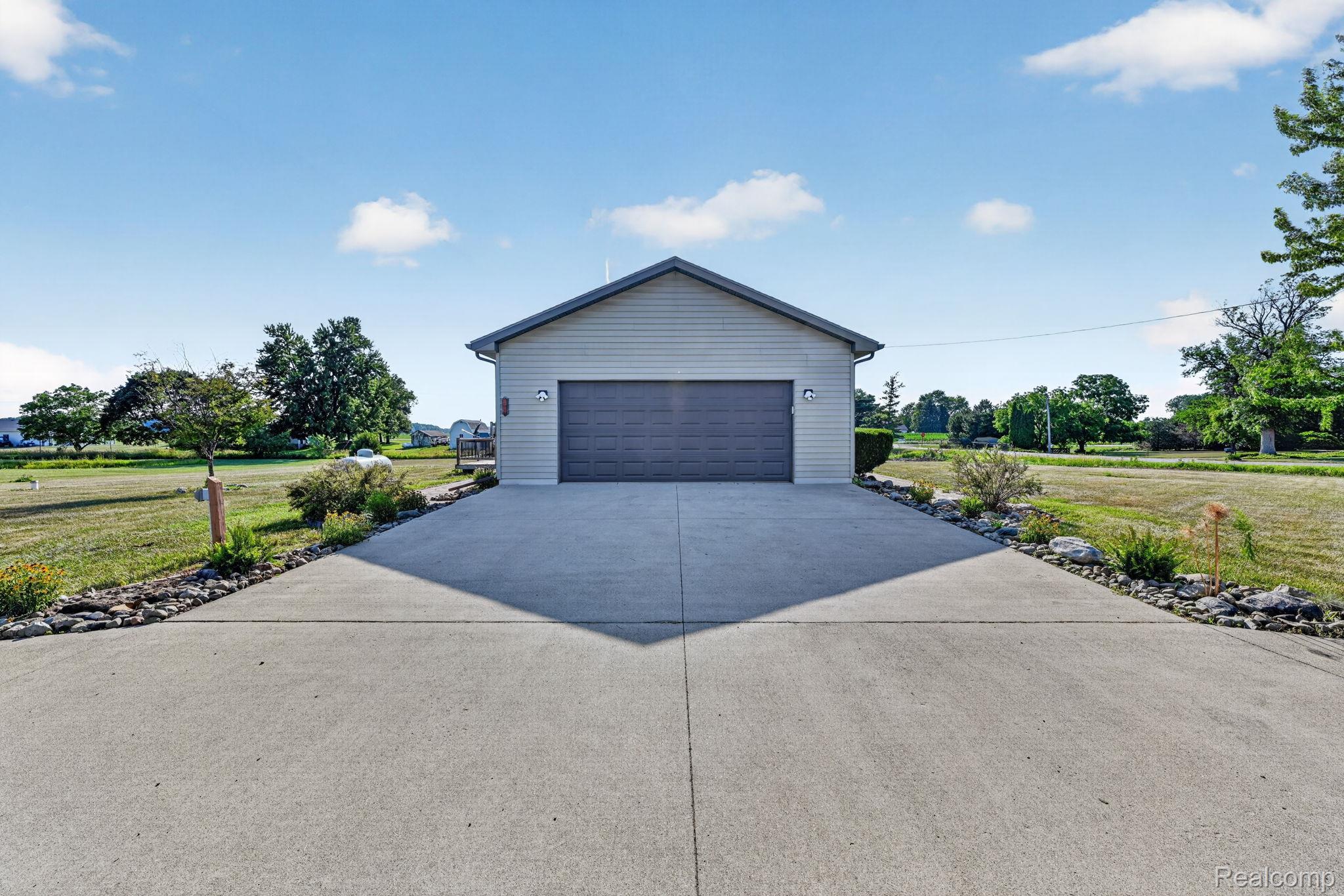 9889 Ditch Road Chesaning, MI 48616 - Photo 5 of 71 6-web-or-mls-DSC_8945.jpg