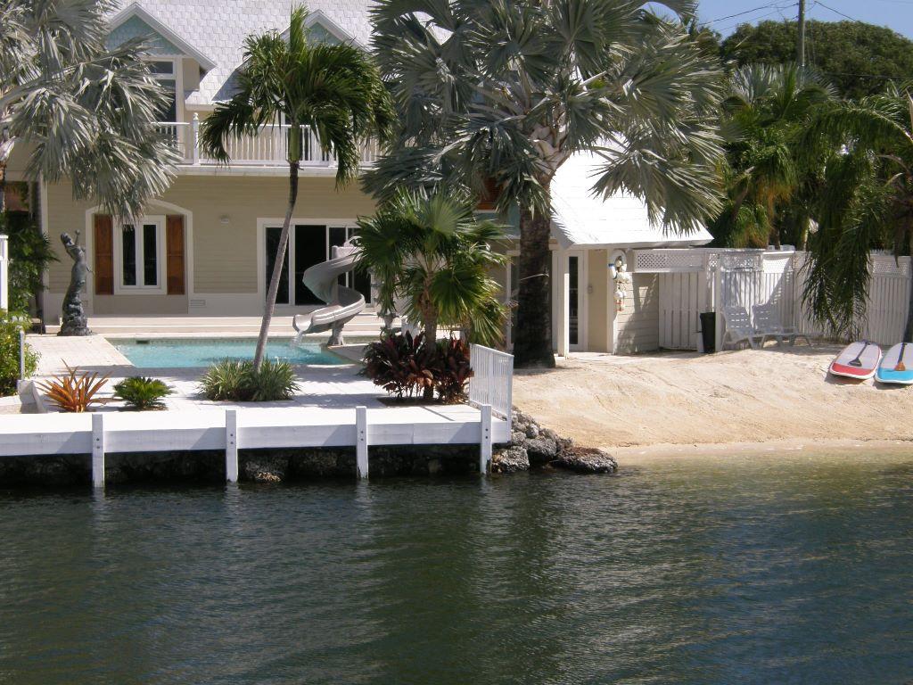 31 Bay Road Key Largo, FL 33037 - Photo 17 of 35 29