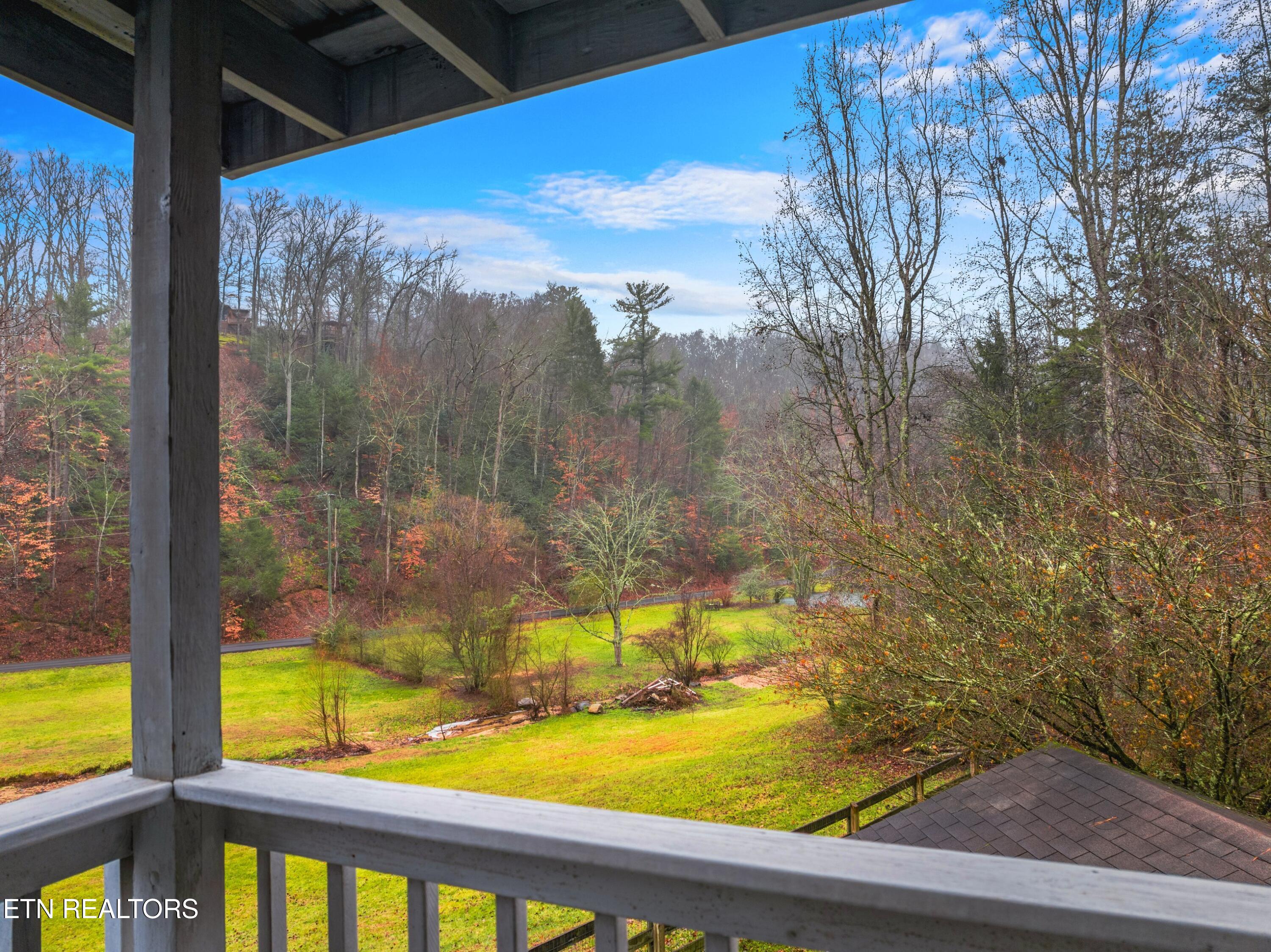 2365 Seaton Springs Road Sevierville, TN 37862 - Photo 20 of 48 Season Springs
