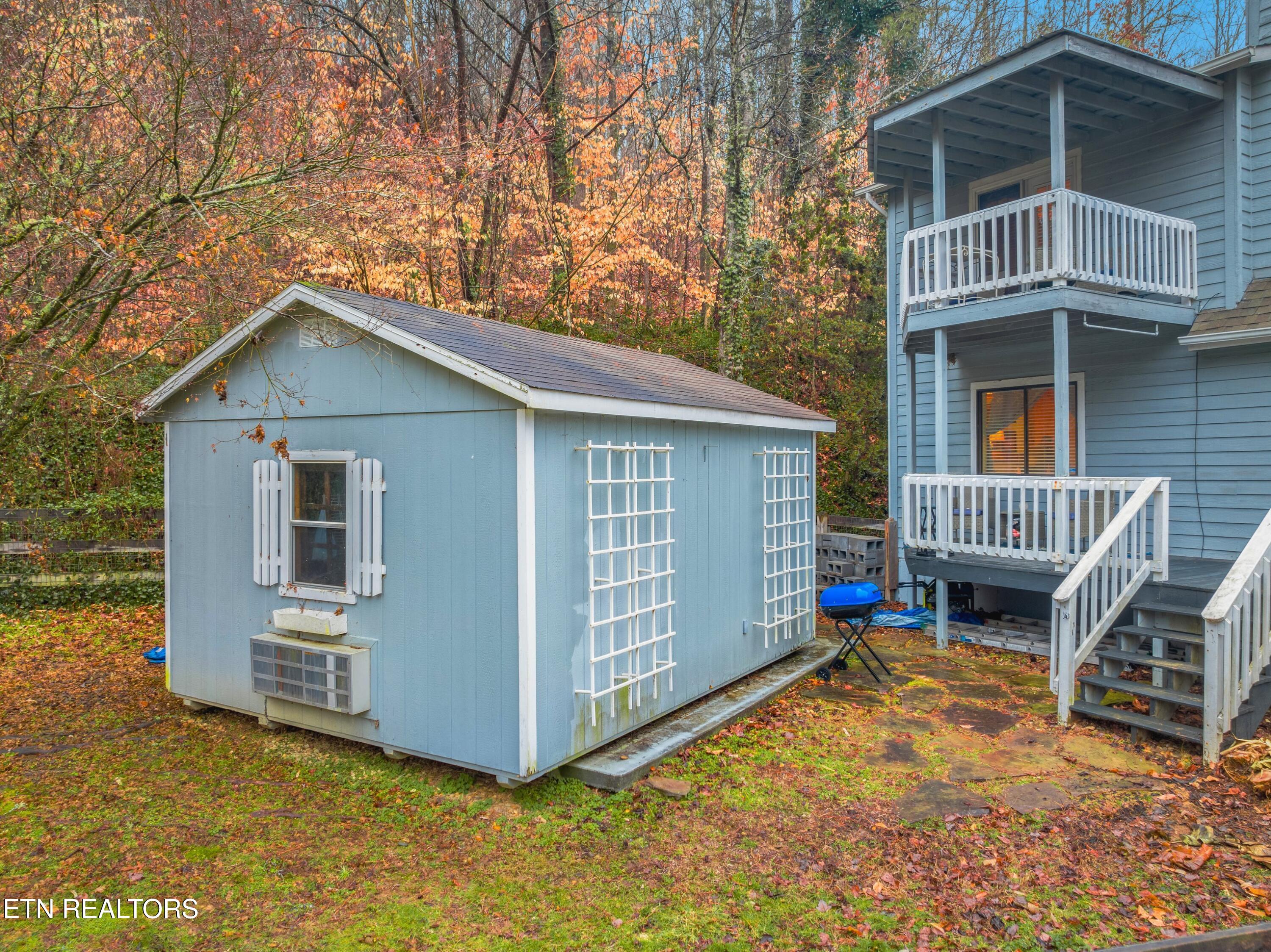 2365 Seaton Springs Road Sevierville, TN 37862 - Photo 6 of 48 029-2365SeatonSpringsRoad-PigeonForge-TN