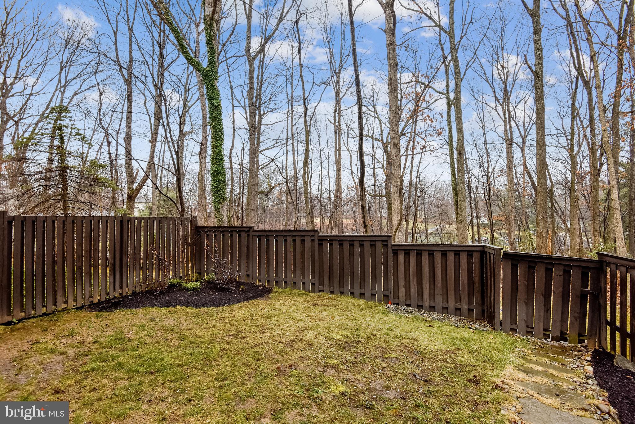 11061 Saffold Way Reston, VA 20190 - Photo 19 of 51 End unit with large yard