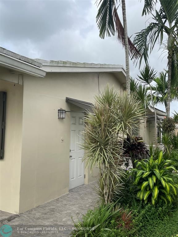 4401 Northwest 43rd Avenue Tamarac, FL 33319 - Photo 14 of 15