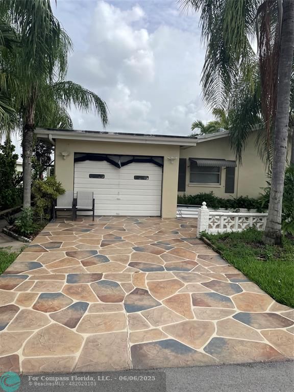 4401 Northwest 43rd Avenue Tamarac, FL 33319 - Photo 2 of 15