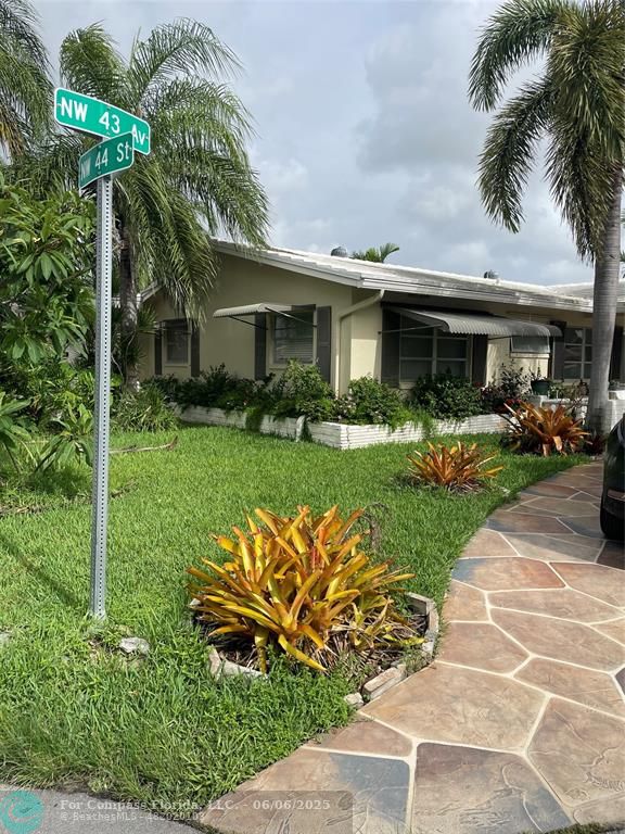 4401 Northwest 43rd Avenue Tamarac, FL 33319 - Photo 3 of 15