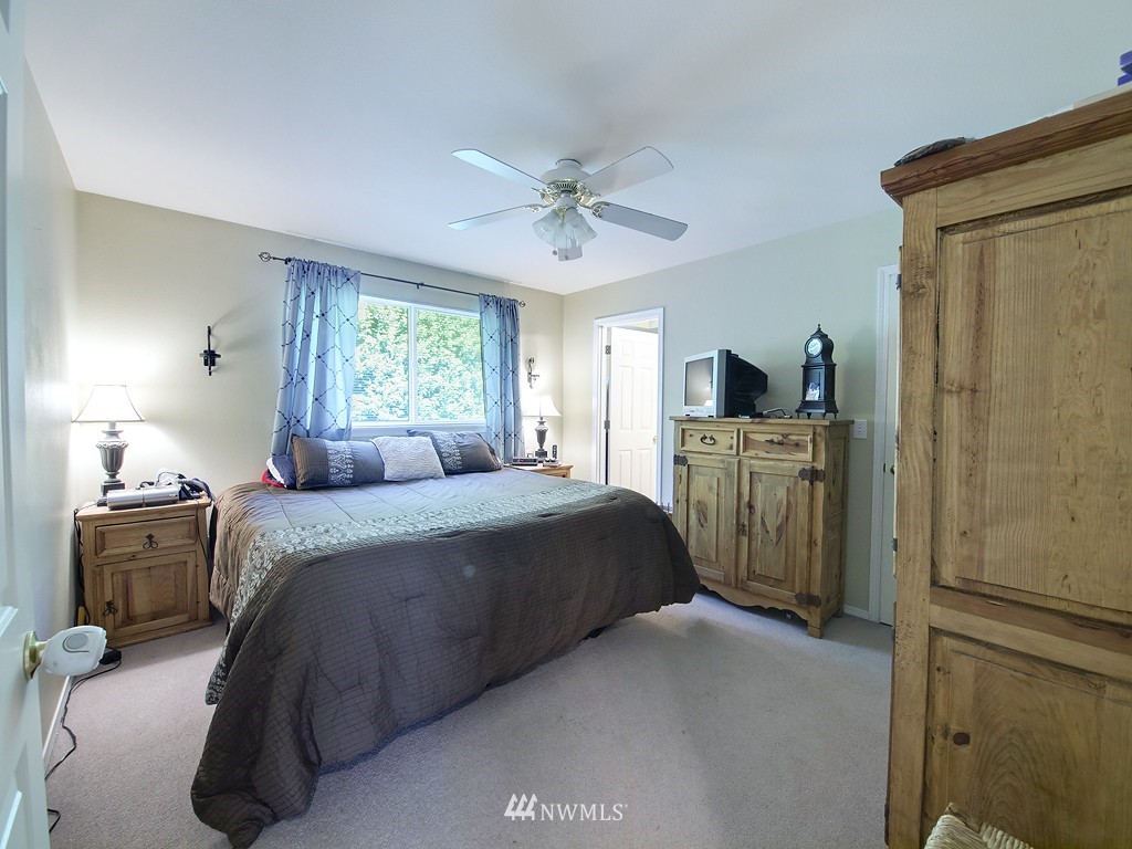 21206 9th Avenue Southeast Bothell, WA 98021 - Photo 8 of 14