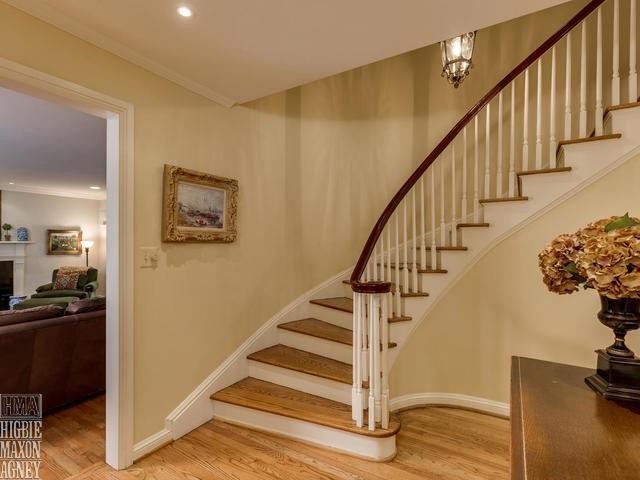25 Harbor Hill Road Grosse Pointe Farms, MI 48236 - Photo 18 of 40
