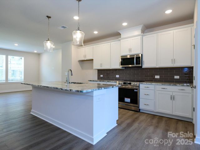 $459,381 | 1112 Bismuth Lane, Charlotte, NC 28211