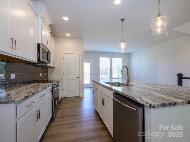 $459,381 | 1112 Bismuth Lane, Charlotte, NC 28211