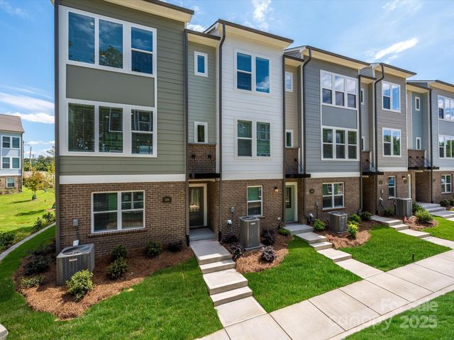 $459,381 | 1112 Bismuth Lane, Charlotte, NC 28211