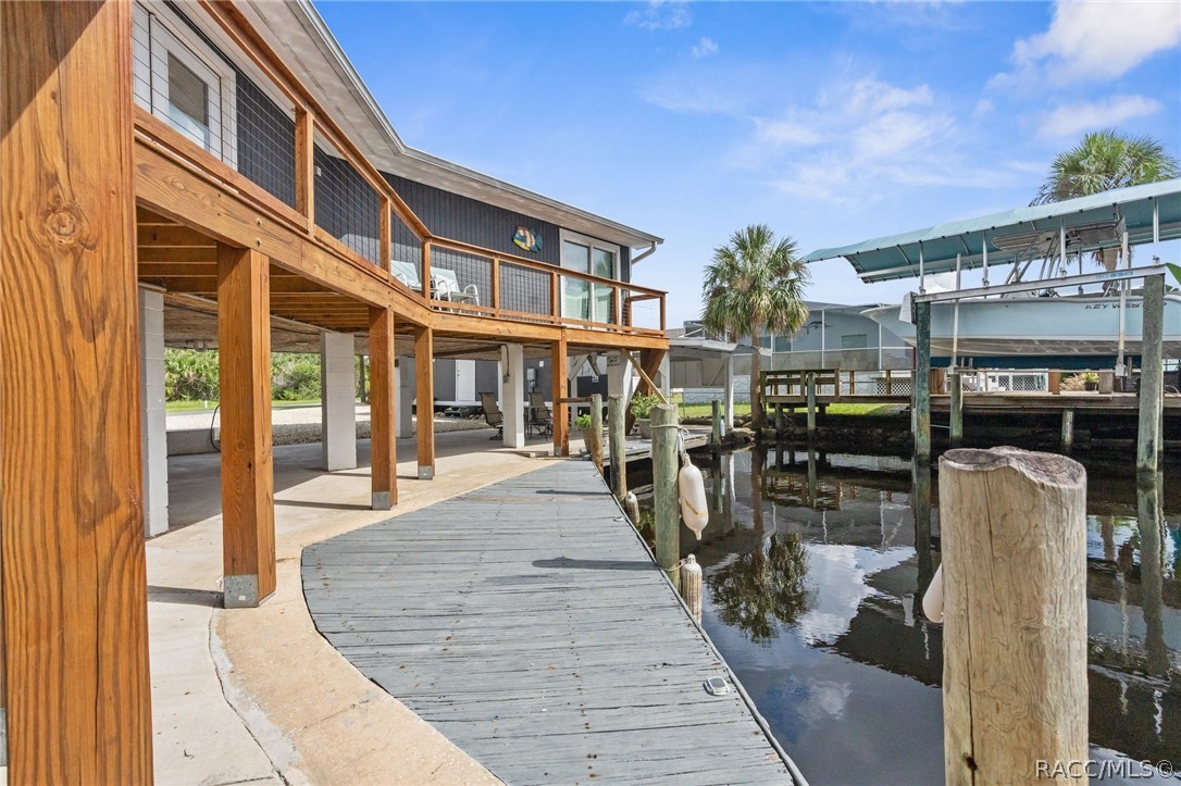 5648 South Garcia Road Homosassa, FL 34448 - Photo 9 of 40