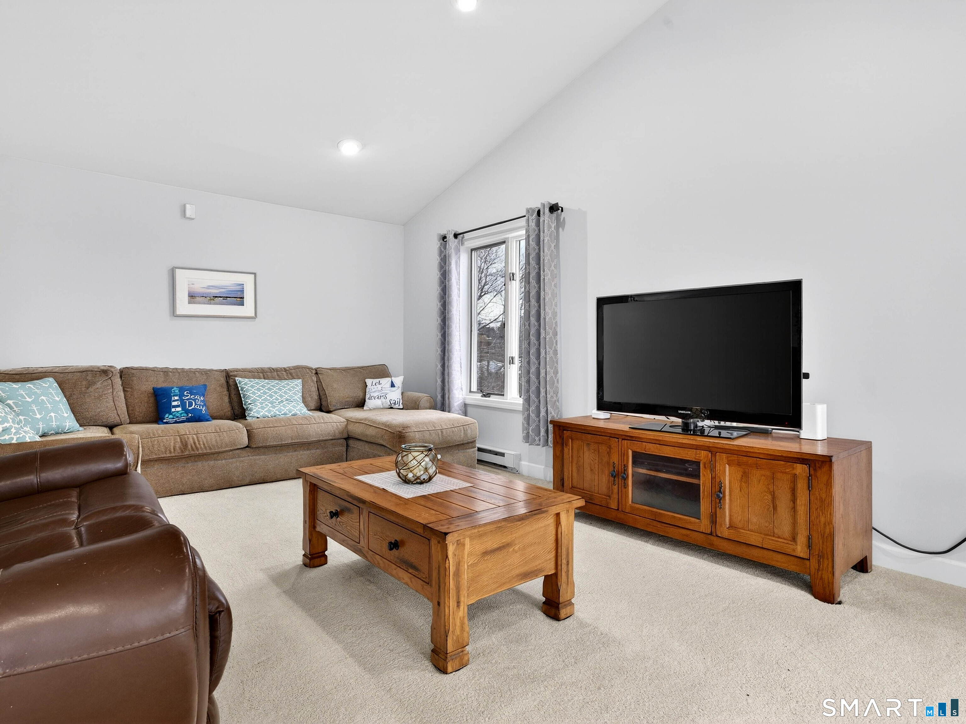 18 Noble Avenue Groton, CT 06340 - Photo 11 of 40
