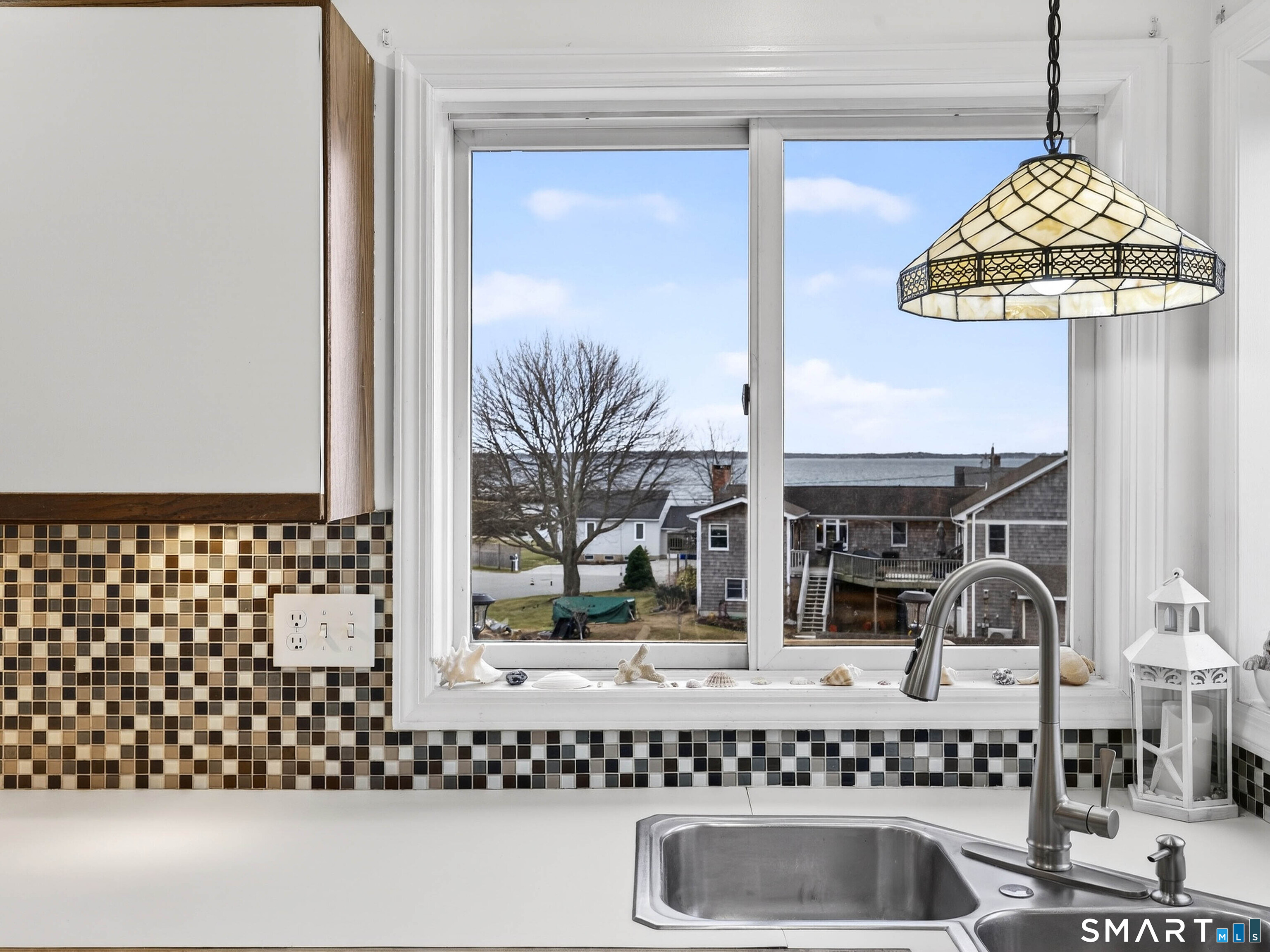 18 Noble Avenue Groton, CT 06340 - Photo 17 of 40