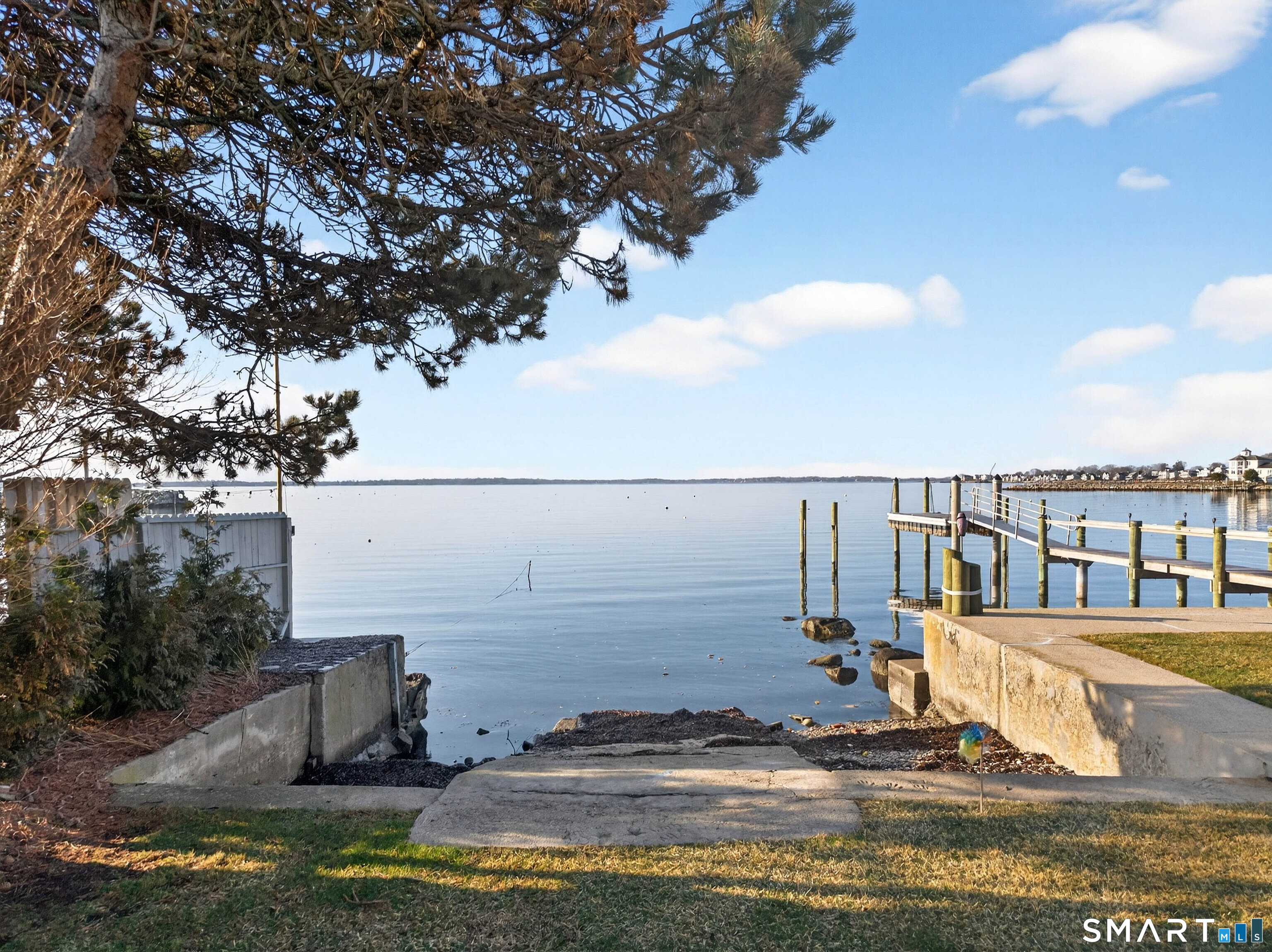 18 Noble Avenue Groton, CT 06340 - Photo 36 of 40