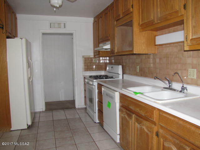 1340 Palm Street Ajo, AZ 85321 - Photo 28 of 40