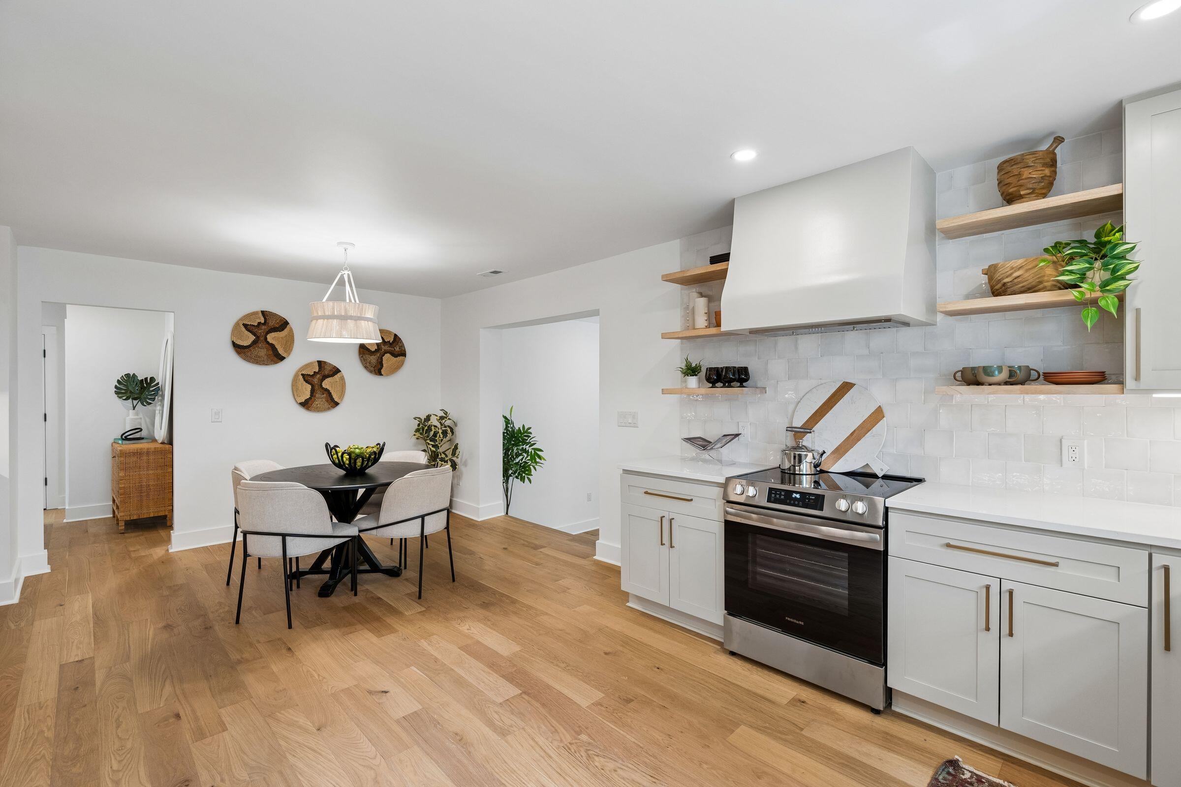 512 Risher Street Charleston, SC 29407 - Photo 12 of 55 Kitchen and Dining Area