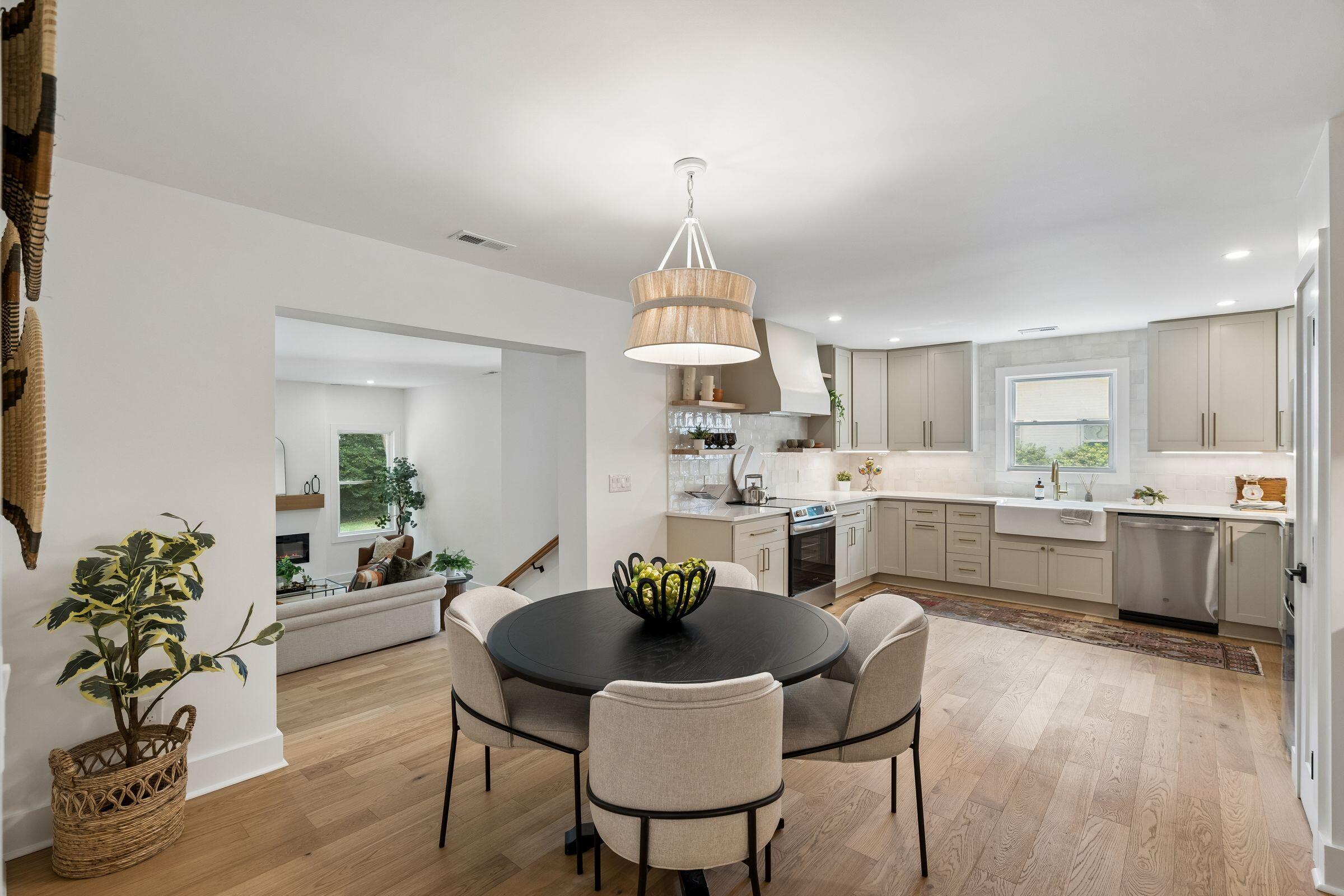 512 Risher Street Charleston, SC 29407 - Photo 13 of 55 Dining Area and Kitchen